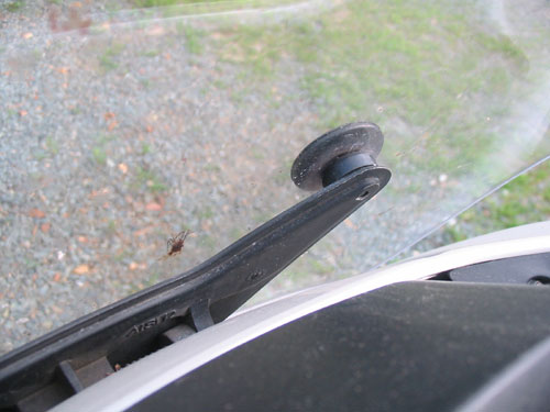 R1150RS windshield spacer