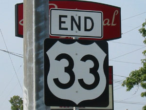 US33